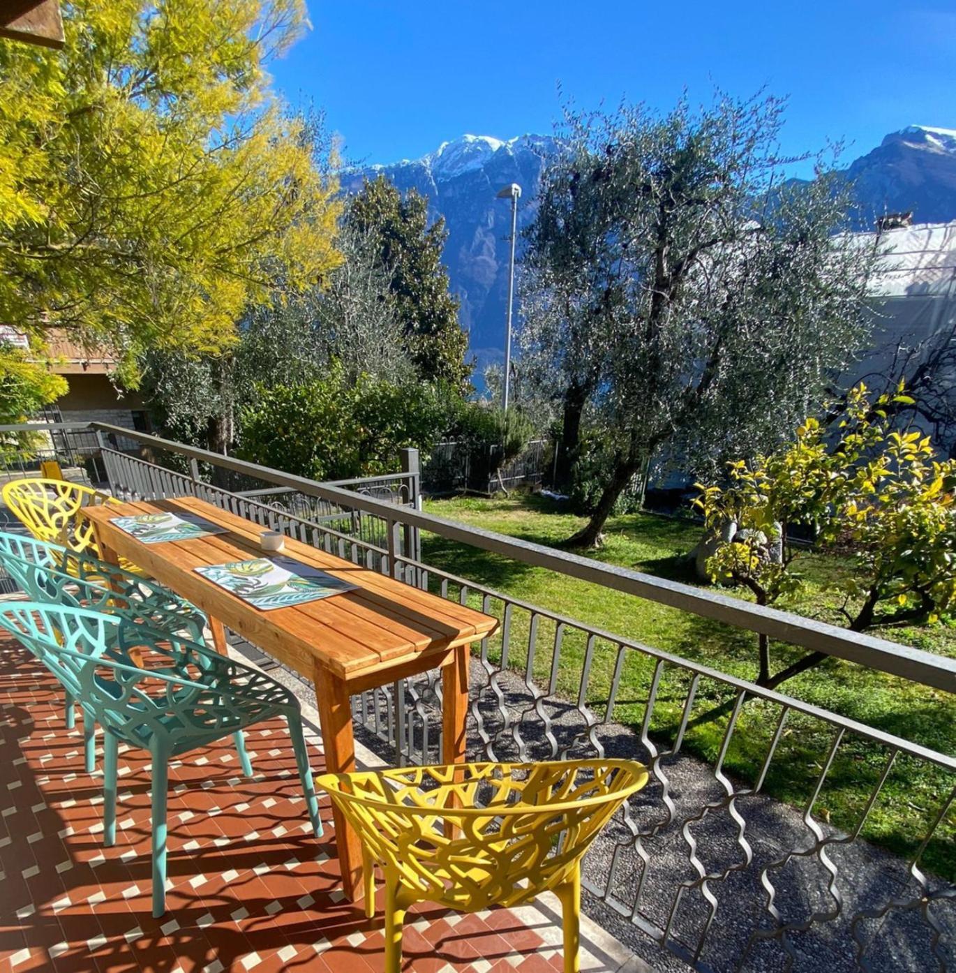 Oma Margareta Apartment Limone sul Garda Buitenkant foto