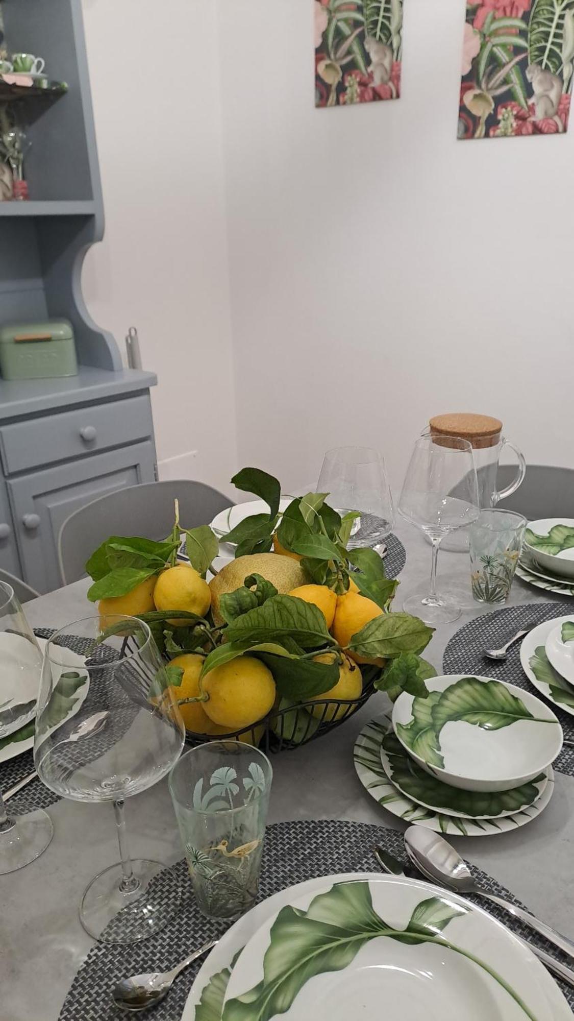 Oma Margareta Apartment Limone sul Garda Buitenkant foto