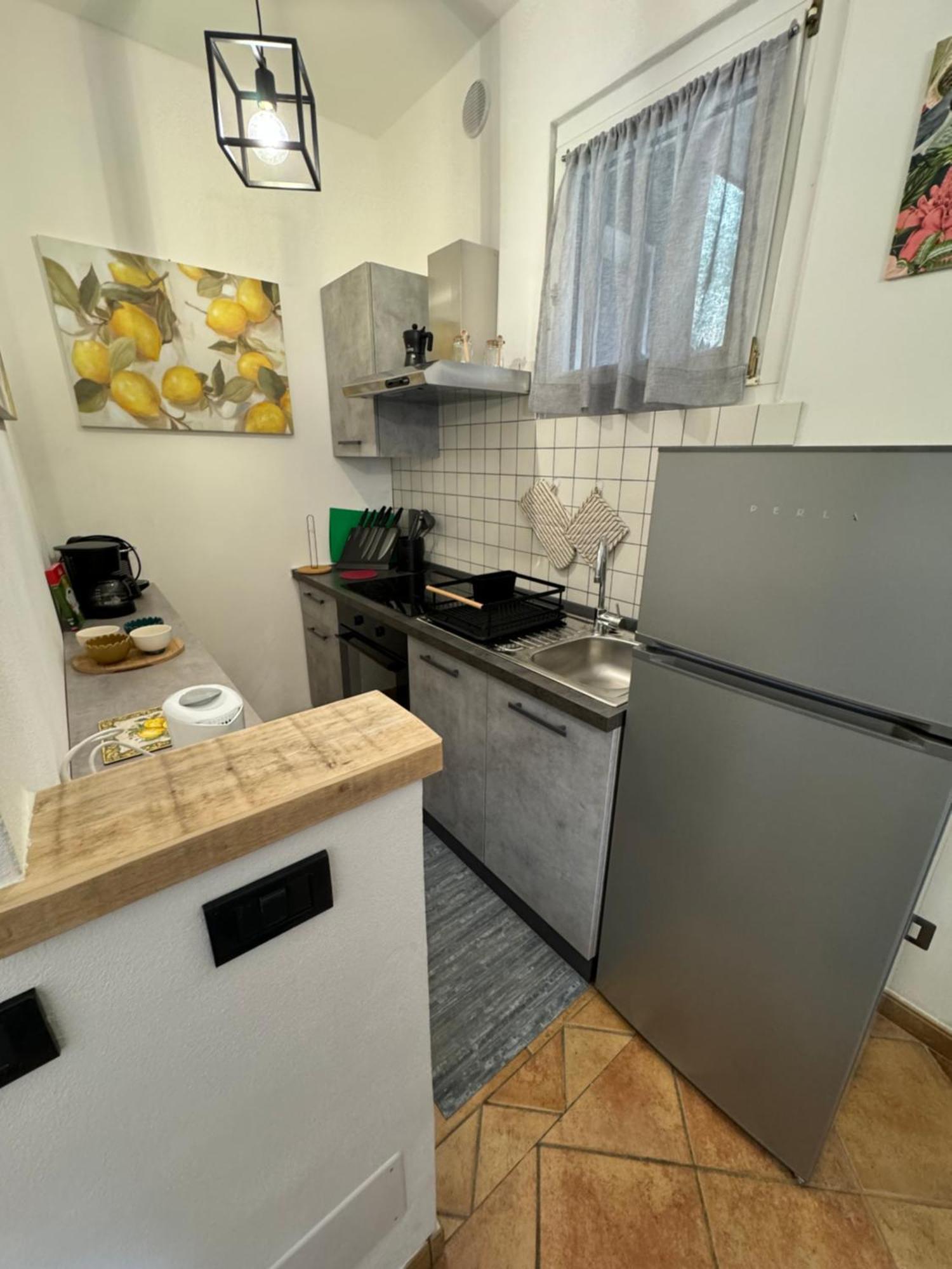 Oma Margareta Apartment Limone sul Garda Buitenkant foto