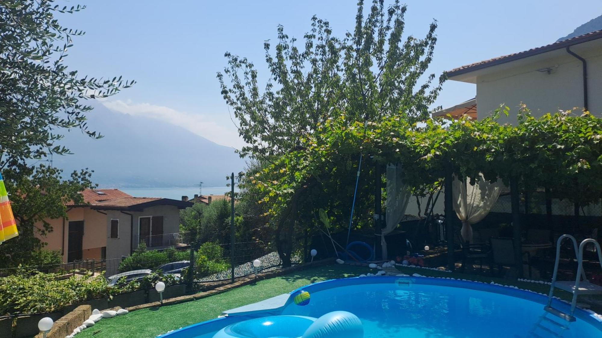 Oma Margareta Apartment Limone sul Garda Buitenkant foto