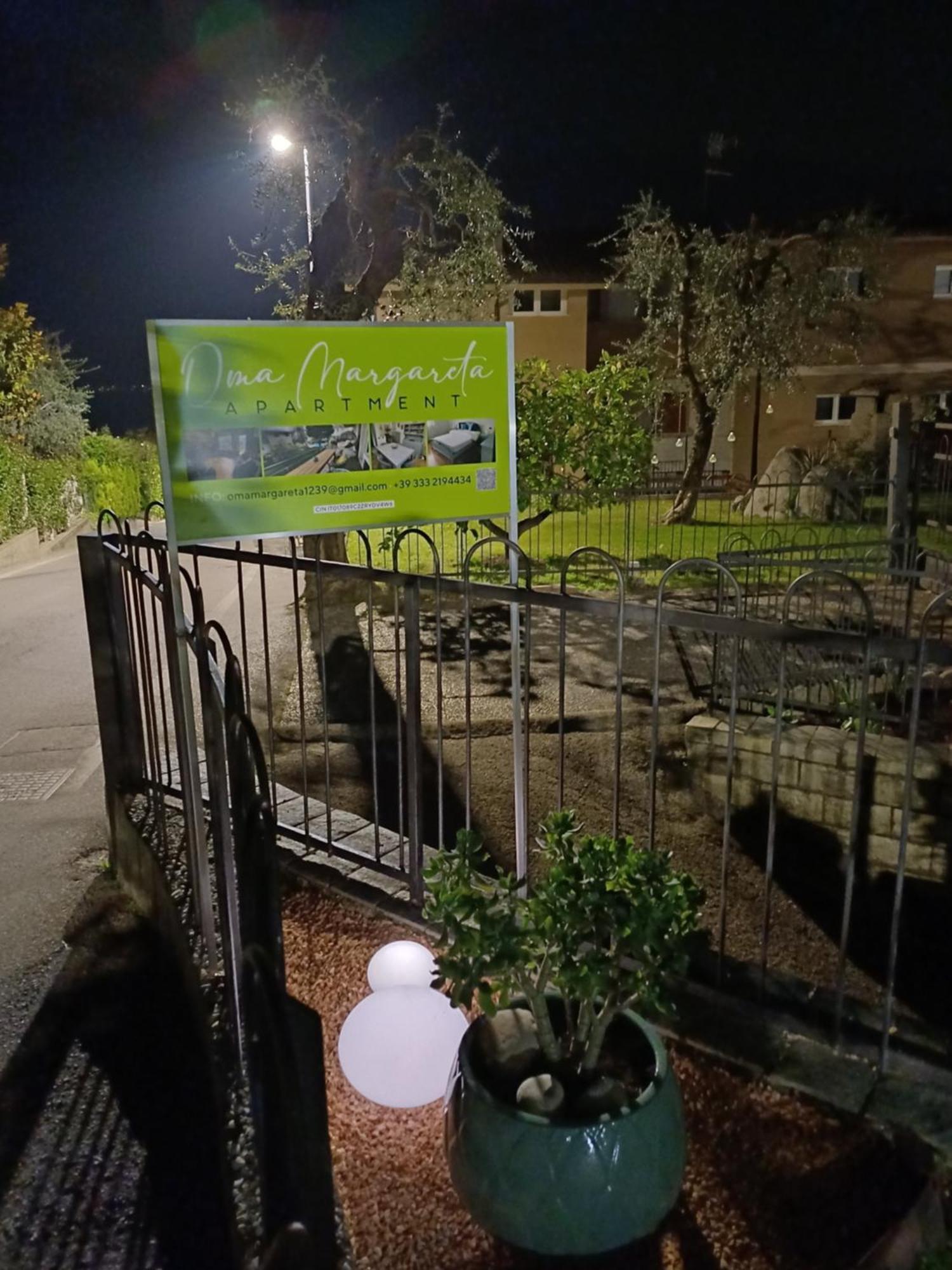 Oma Margareta Apartment Limone sul Garda Buitenkant foto