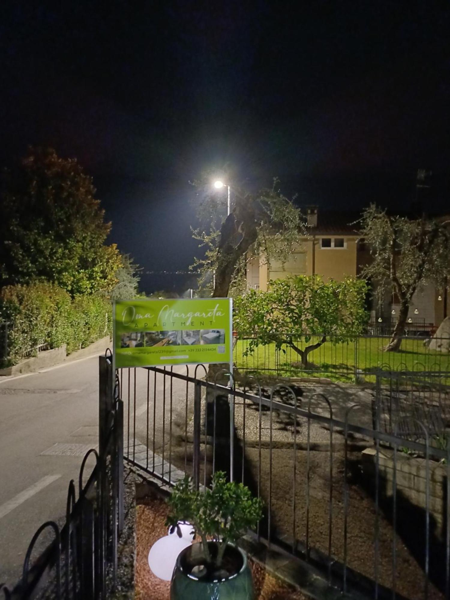 Oma Margareta Apartment Limone sul Garda Buitenkant foto