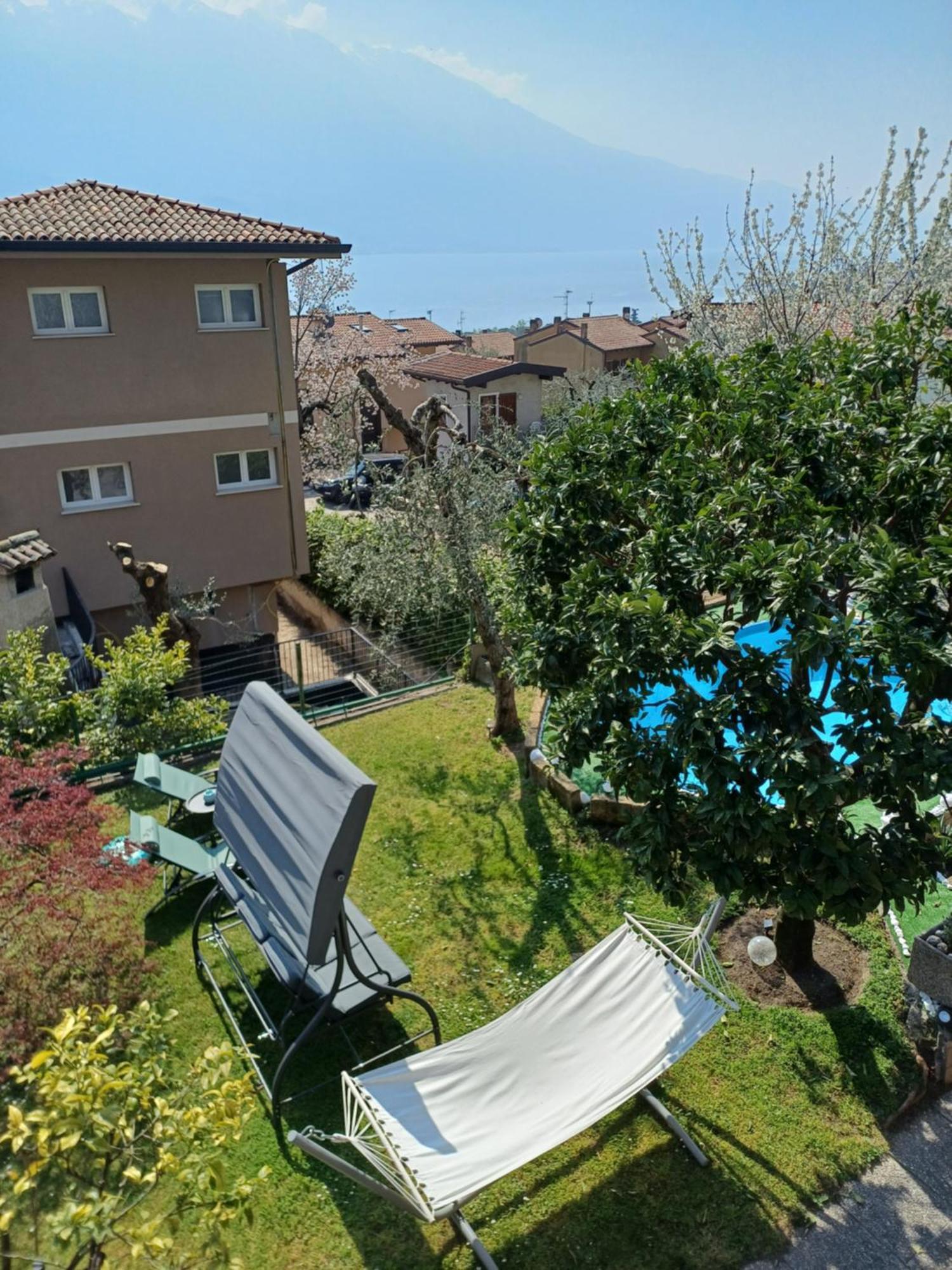 Oma Margareta Apartment Limone sul Garda Buitenkant foto